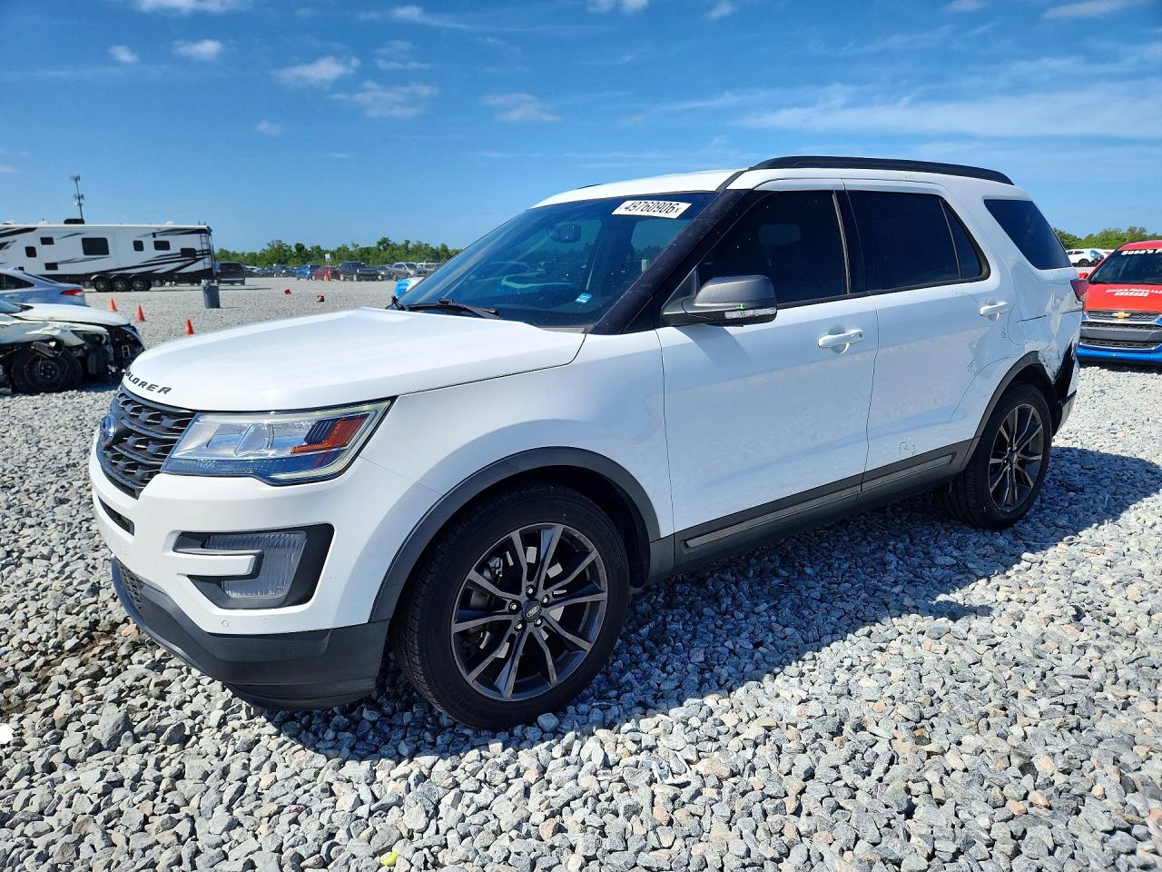Salvage Ford Explorer Image
