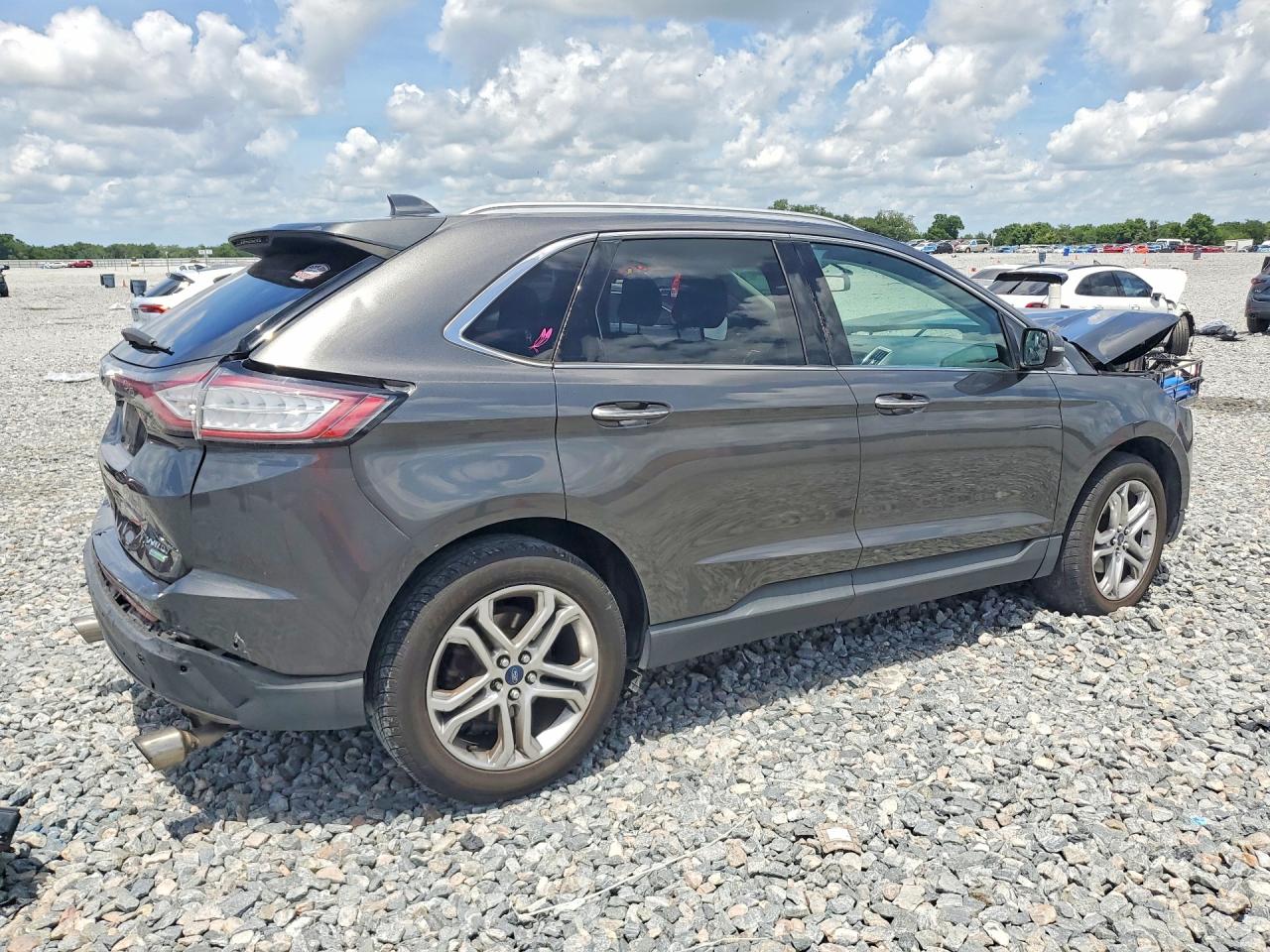 Ford Edge Titanium