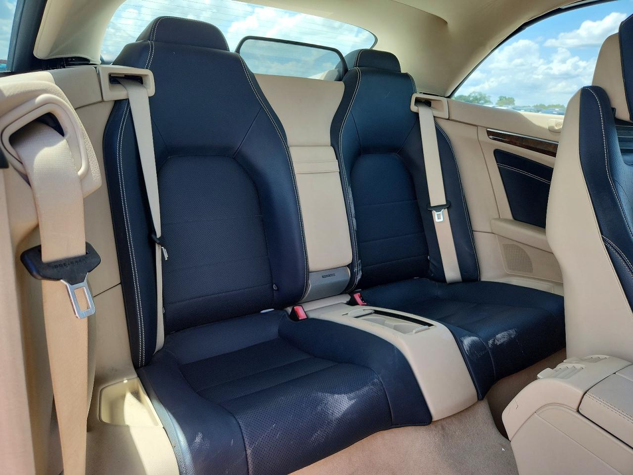 Mercedes-Benz E-Class 400