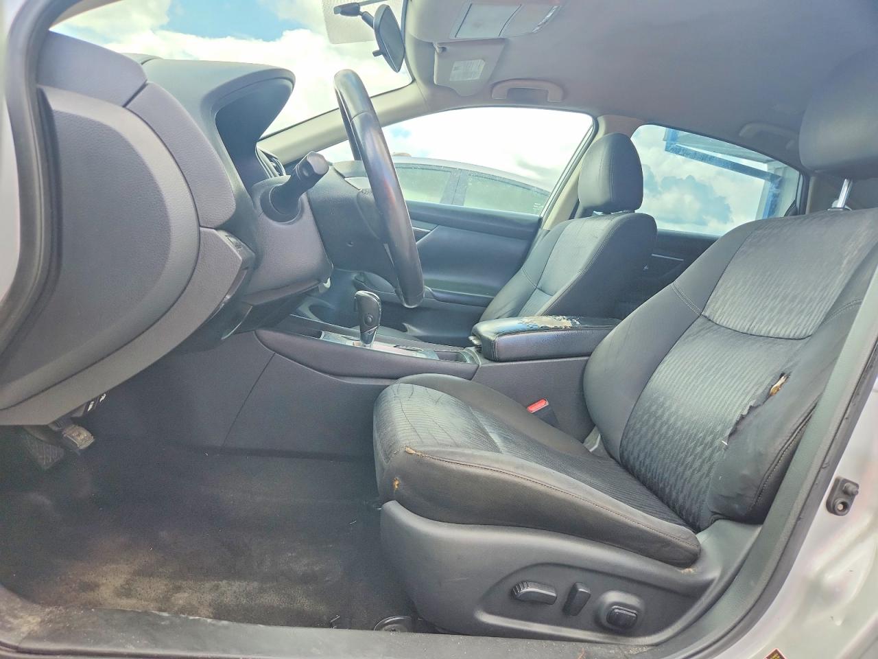 Nissan Altima 2.5 Sv