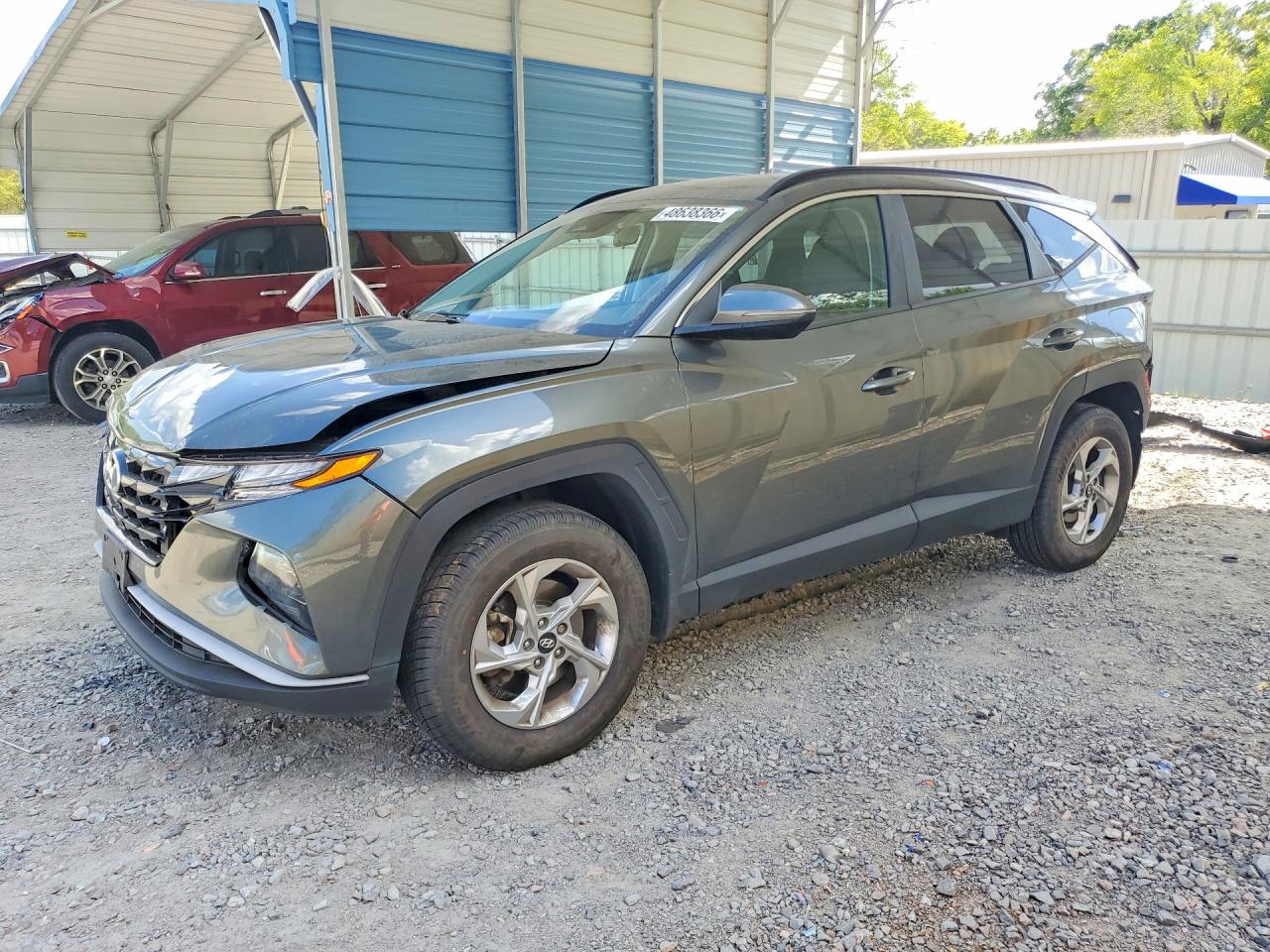 Salvage Hyundai TUCSON Image