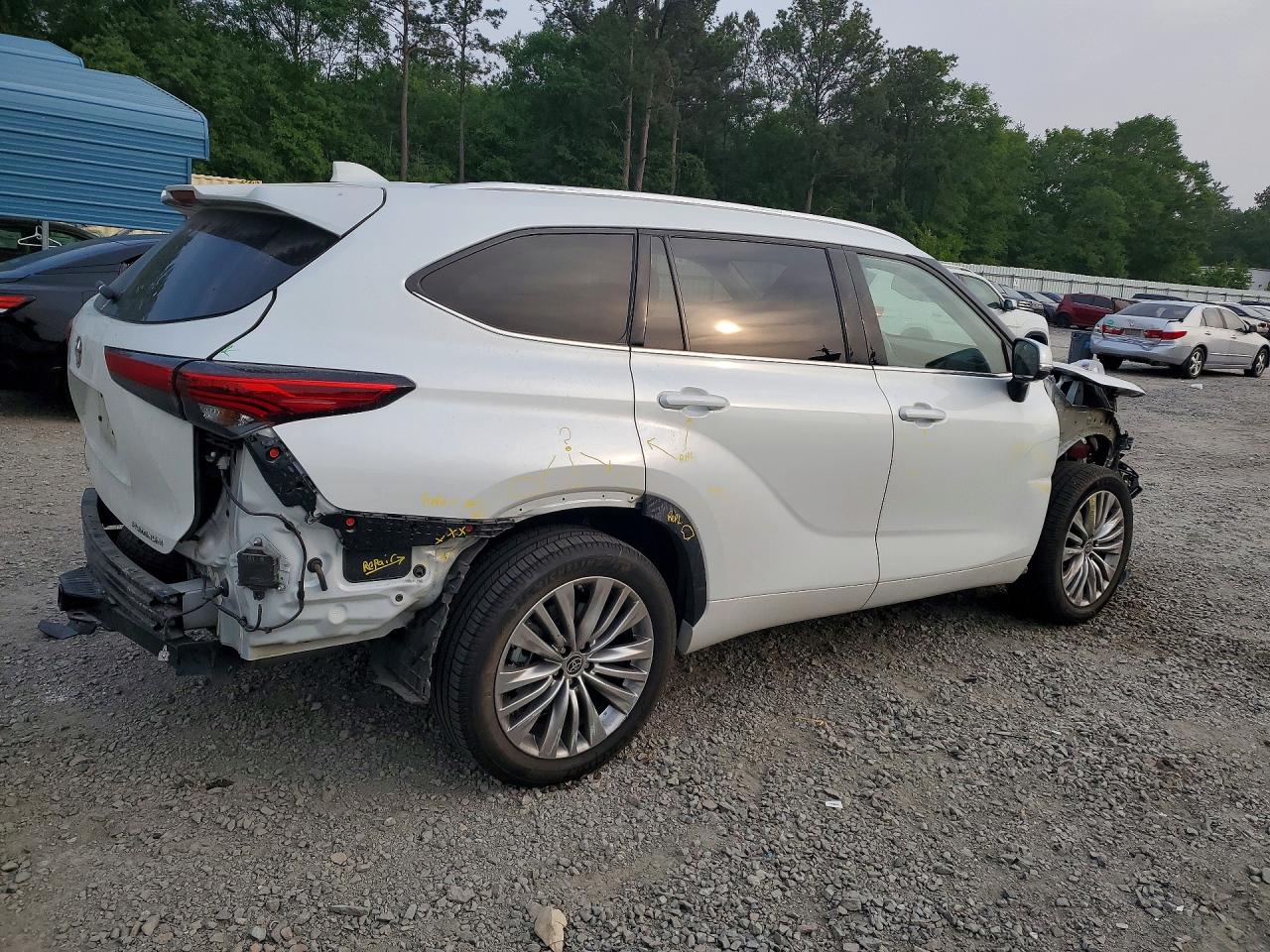 Toyota Highlander Platinum