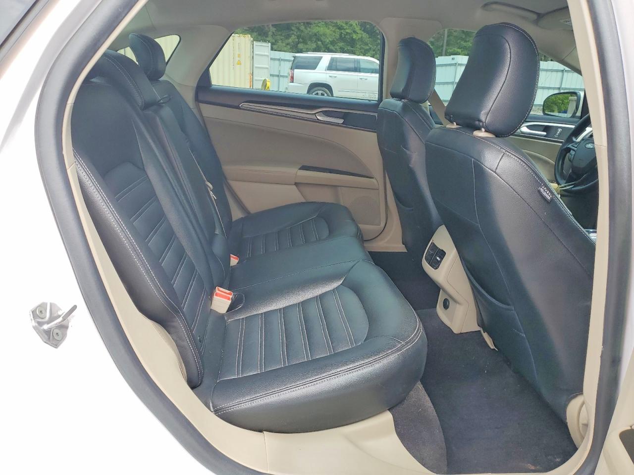 Ford Fusion Se