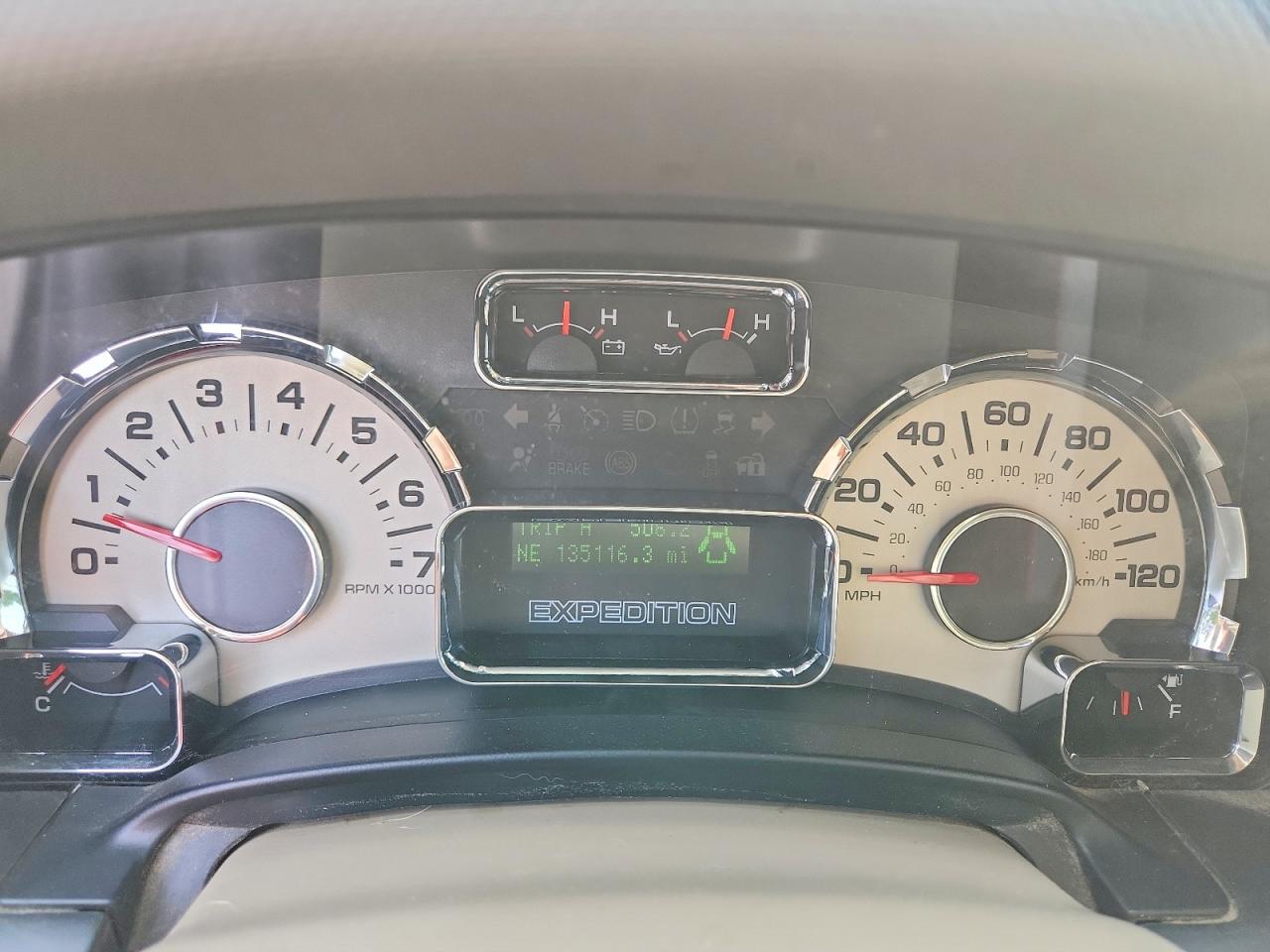 Ford Expedition El Xlt