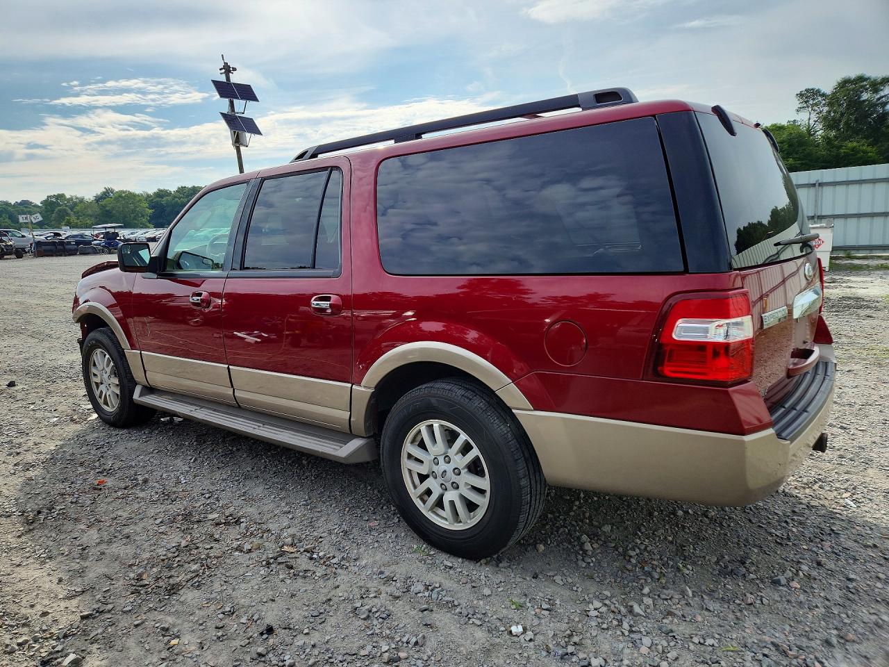 Ford Expedition El Xlt