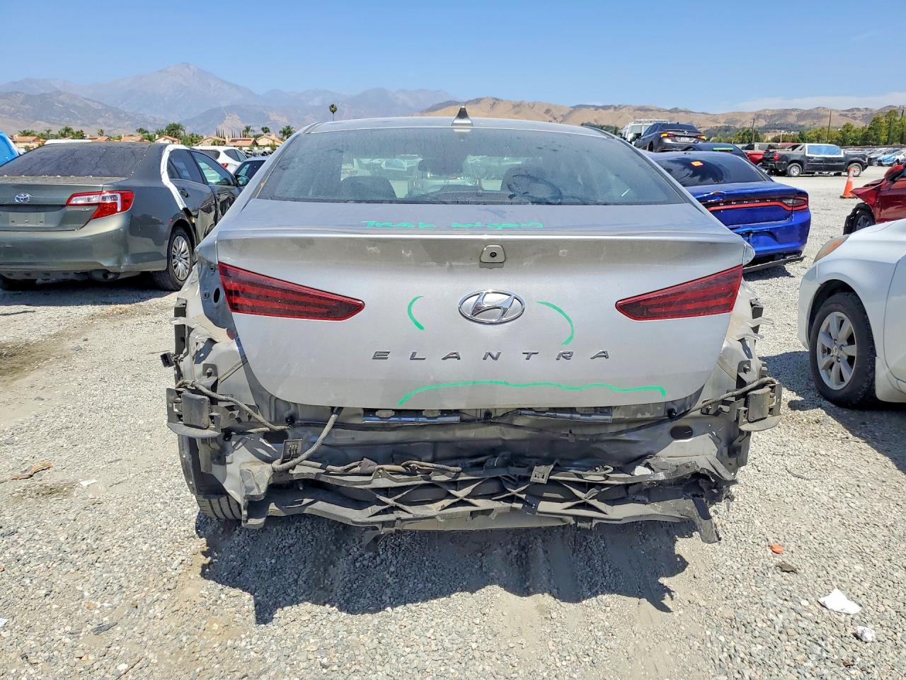 Hyundai ELANTRA Value Edition