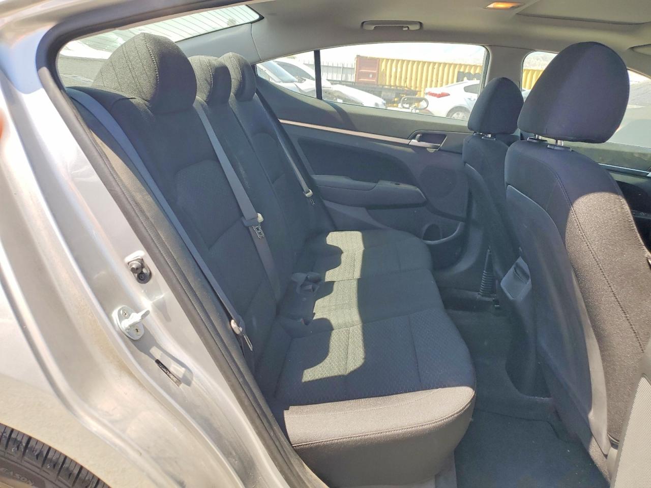 Hyundai ELANTRA Value Edition
