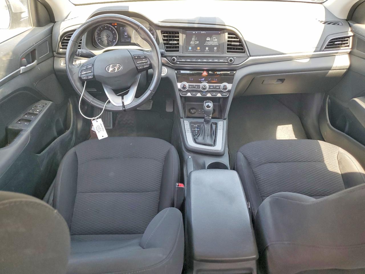 Hyundai ELANTRA Value Edition