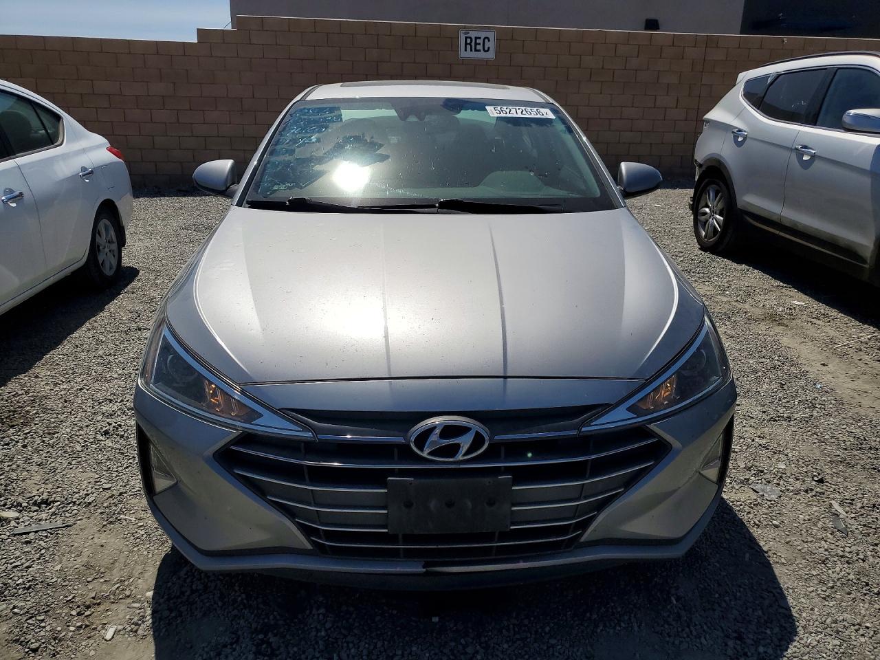 Hyundai ELANTRA Value Edition