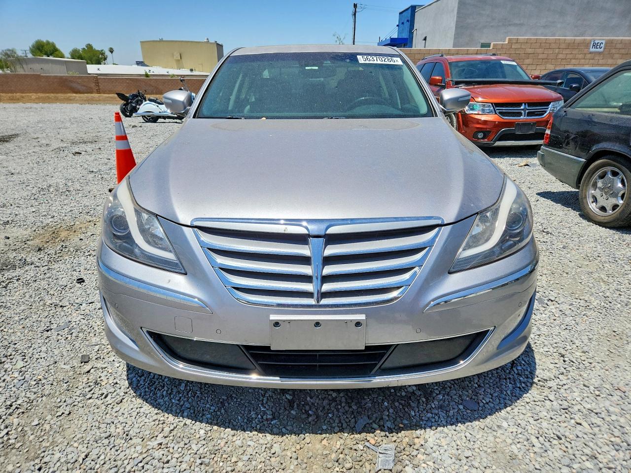 Hyundai Genesis 5.0l