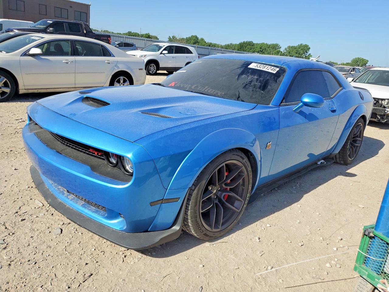 Salvage Dodge Challenger Image