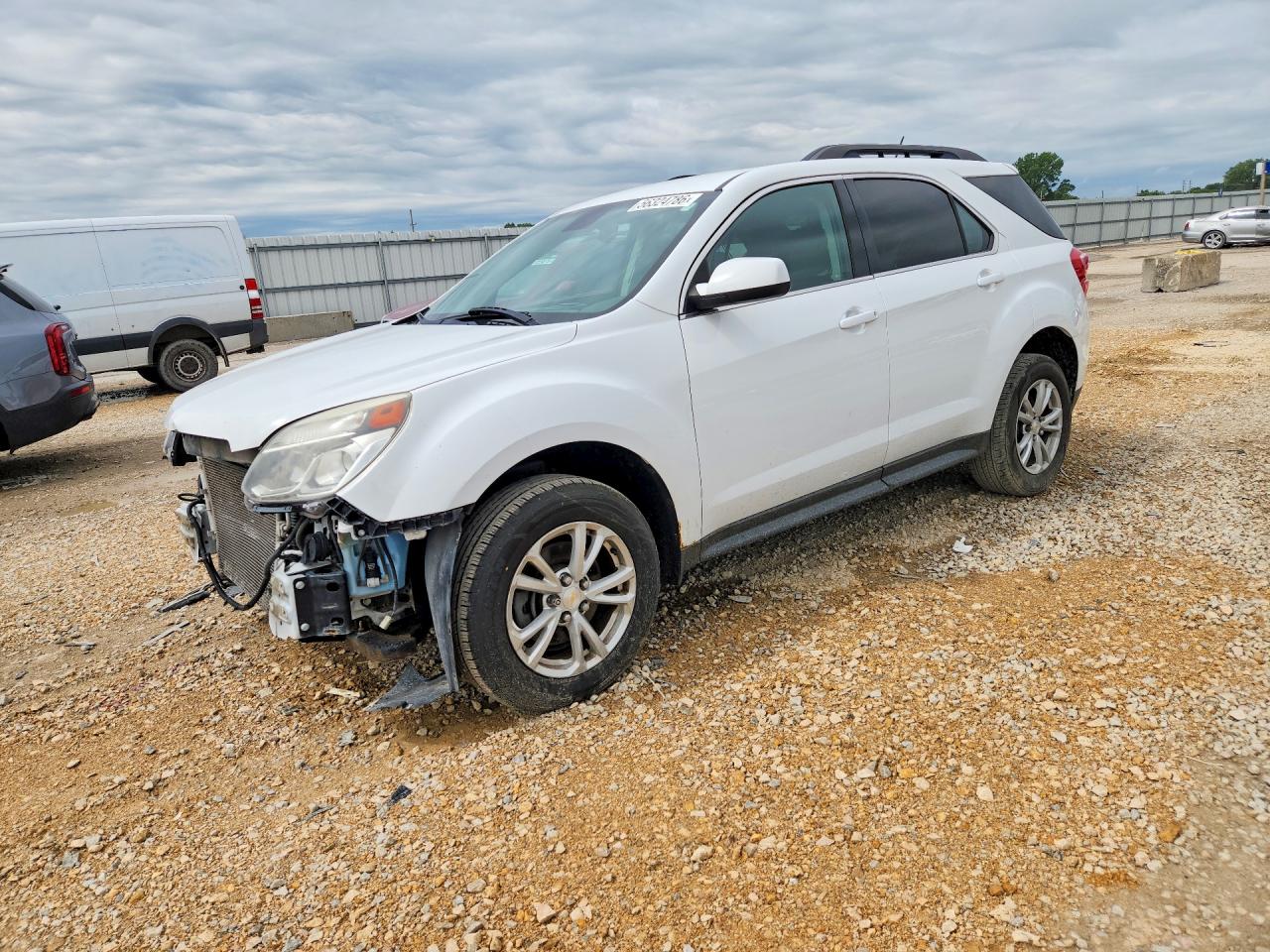 Salvage Chevrolet Equinox Image