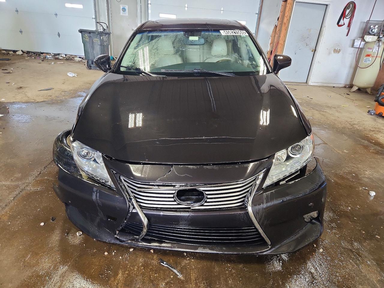 Lexus Es Base