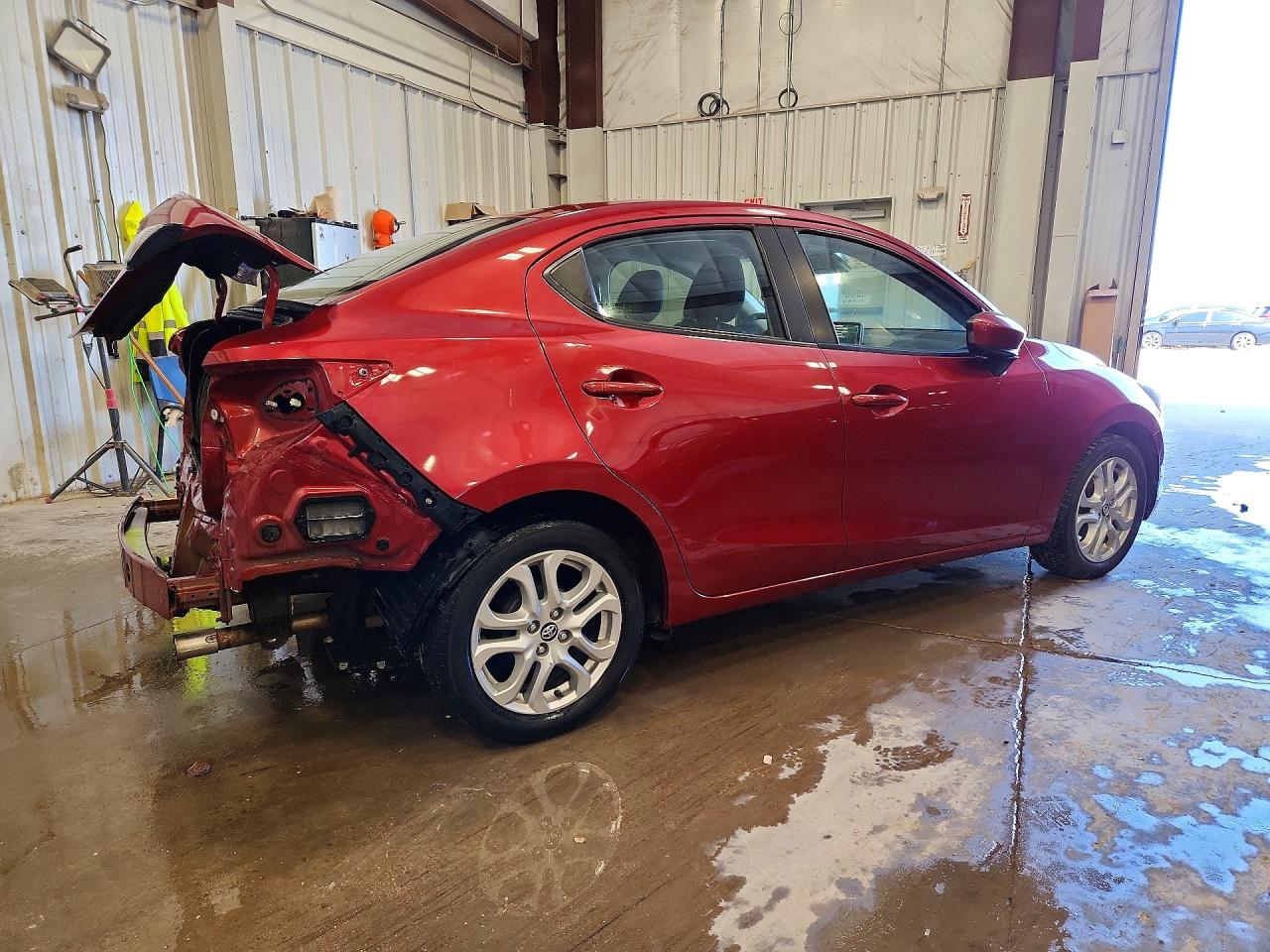 Toyota Yaris Base