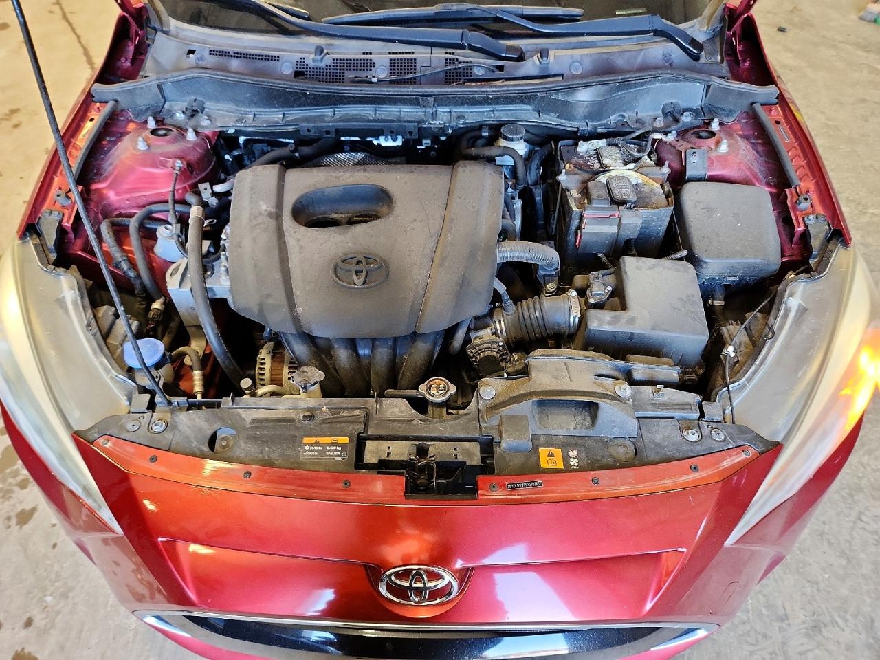 Toyota Yaris Base