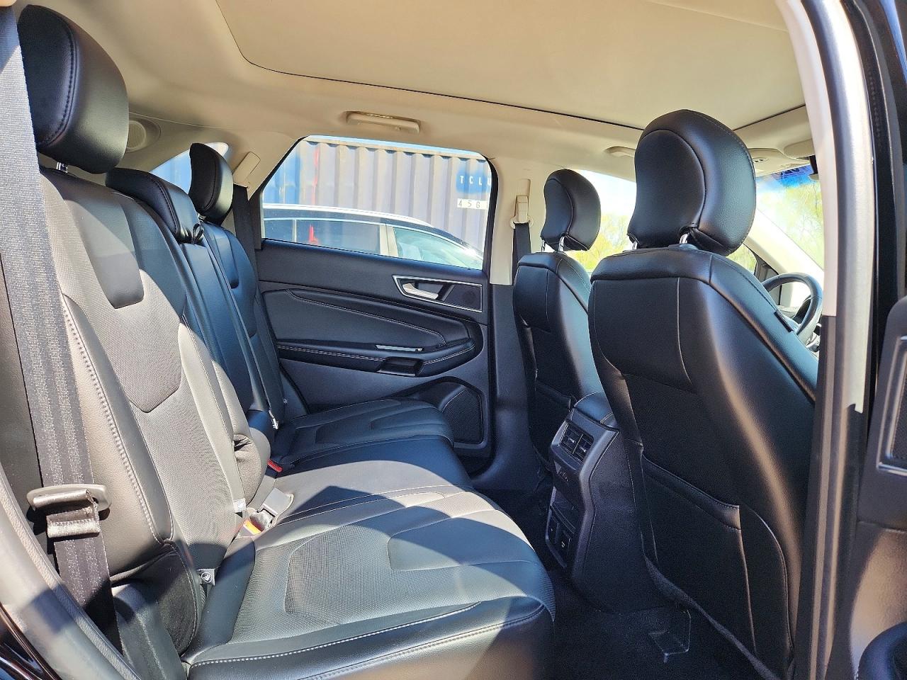 Ford Edge Titanium