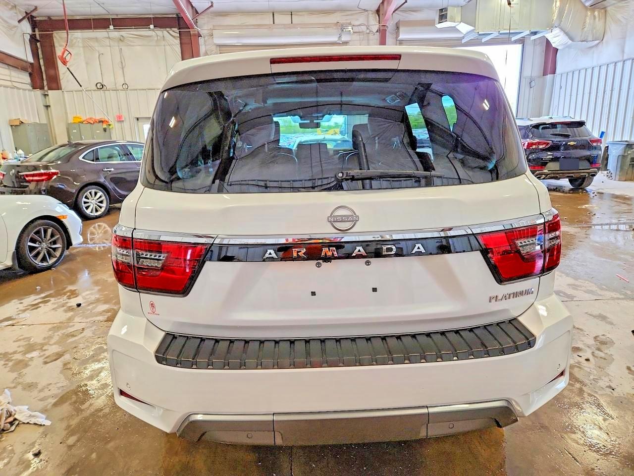 Nissan Armada Platinum
