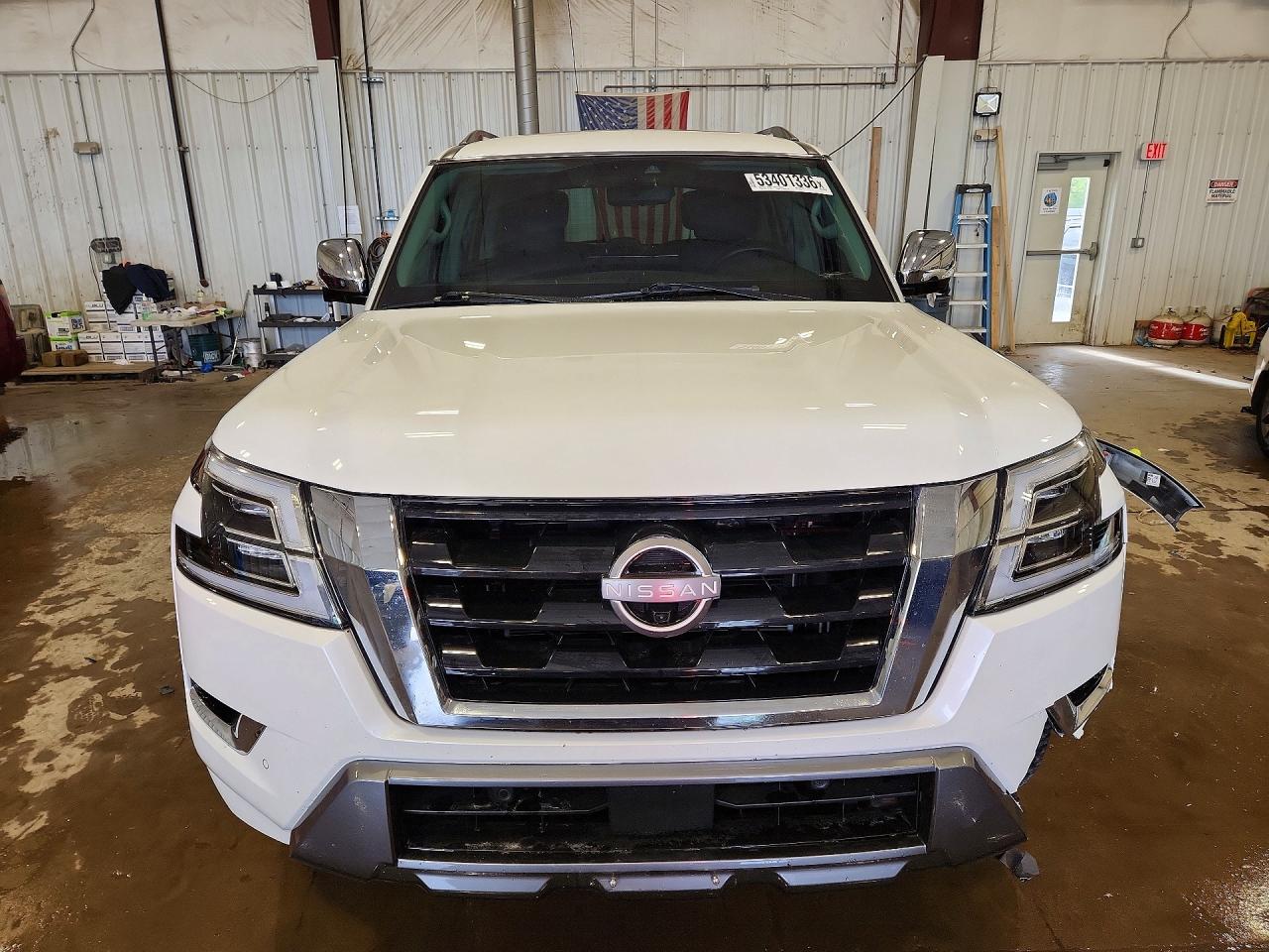 Nissan Armada Platinum