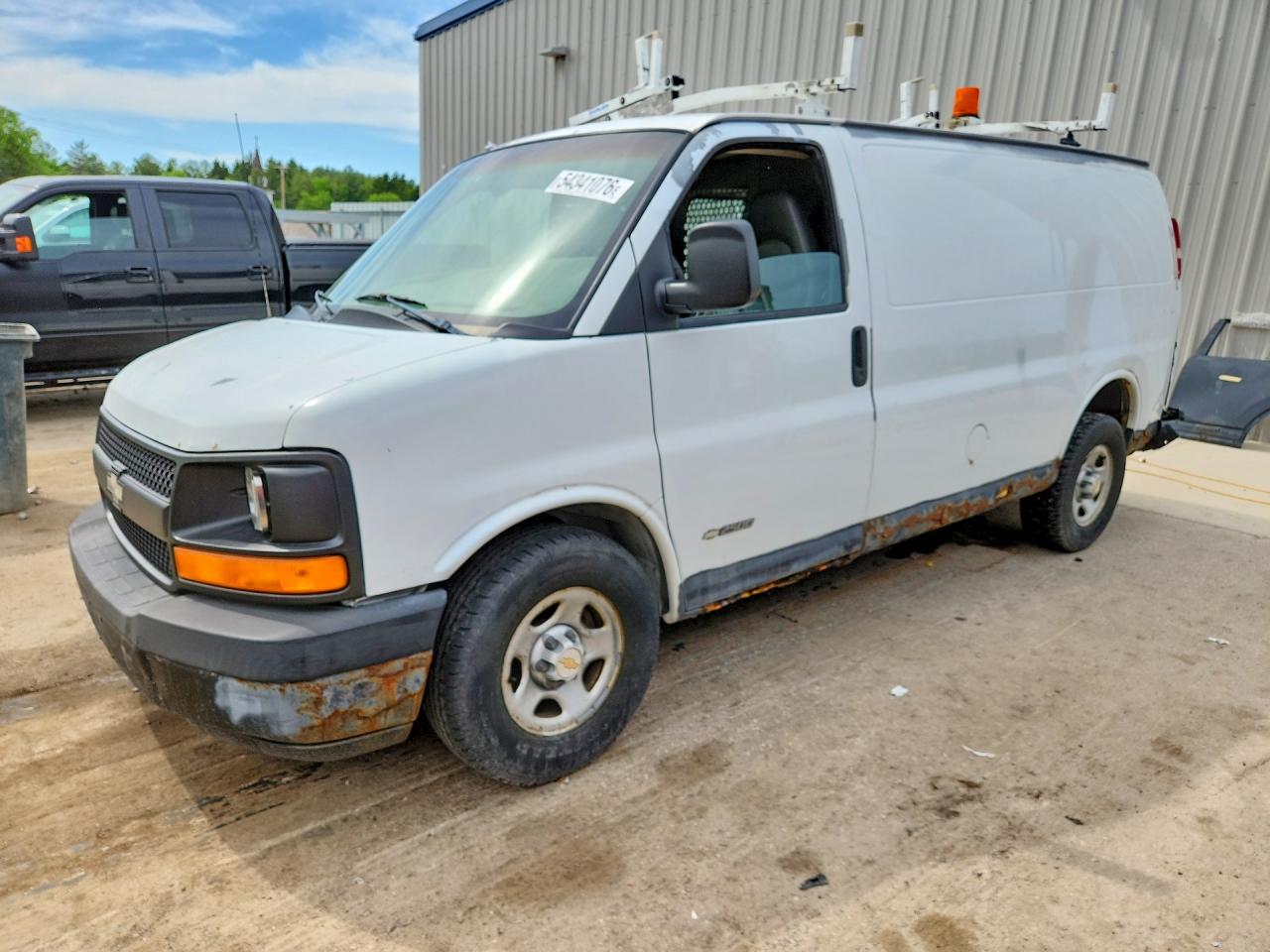 Salvage Chevrolet Express Image