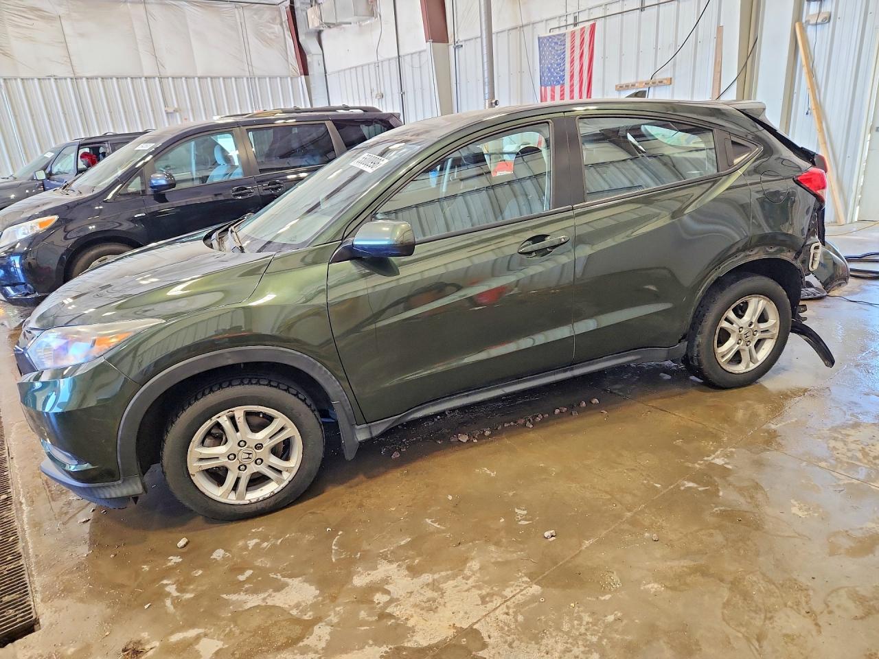 Salvage Honda HR-V Image