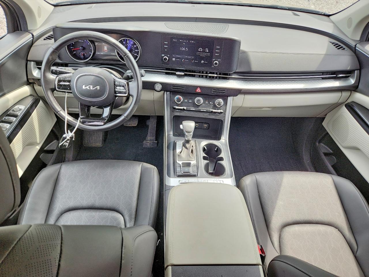 Kia Carnival Lx
