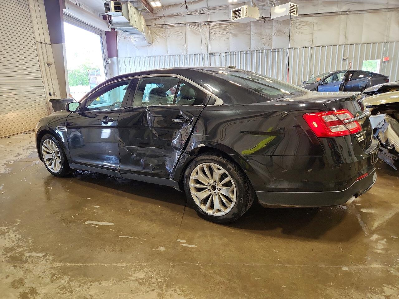 Ford Taurus Limited