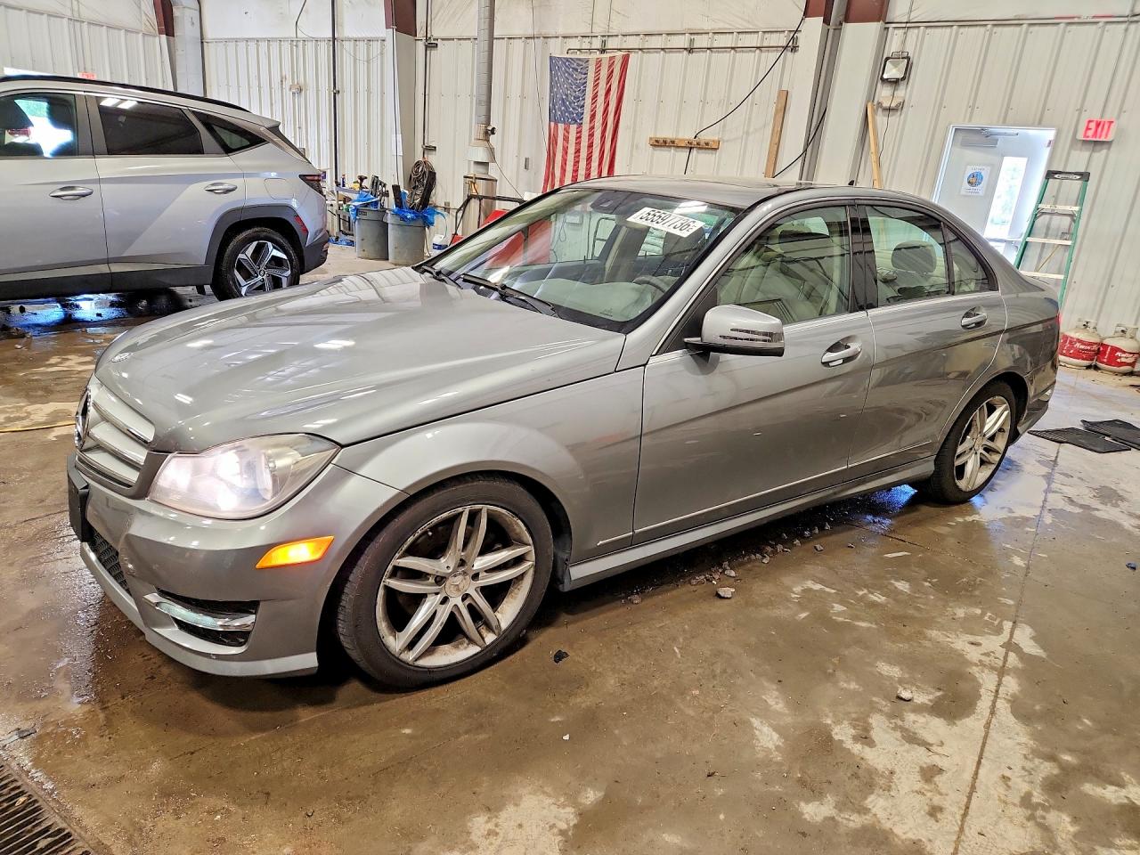 Salvage Mercedes-Benz C-Class Image