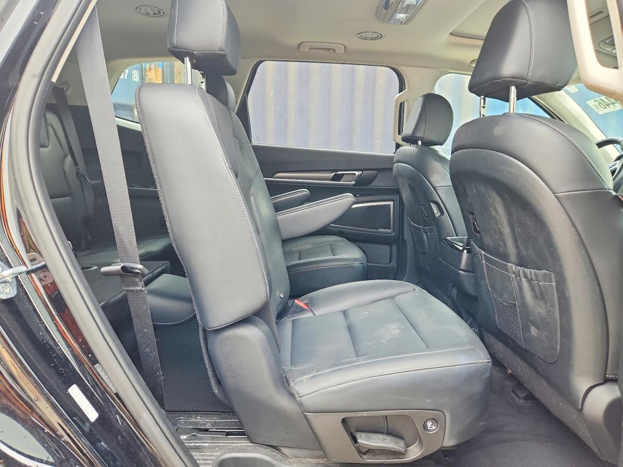 Kia Telluride S
