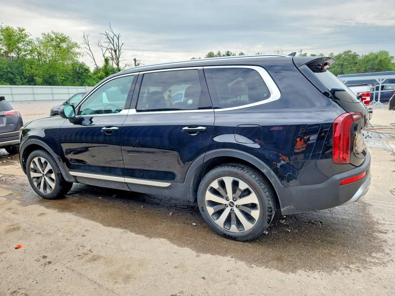 Kia Telluride S