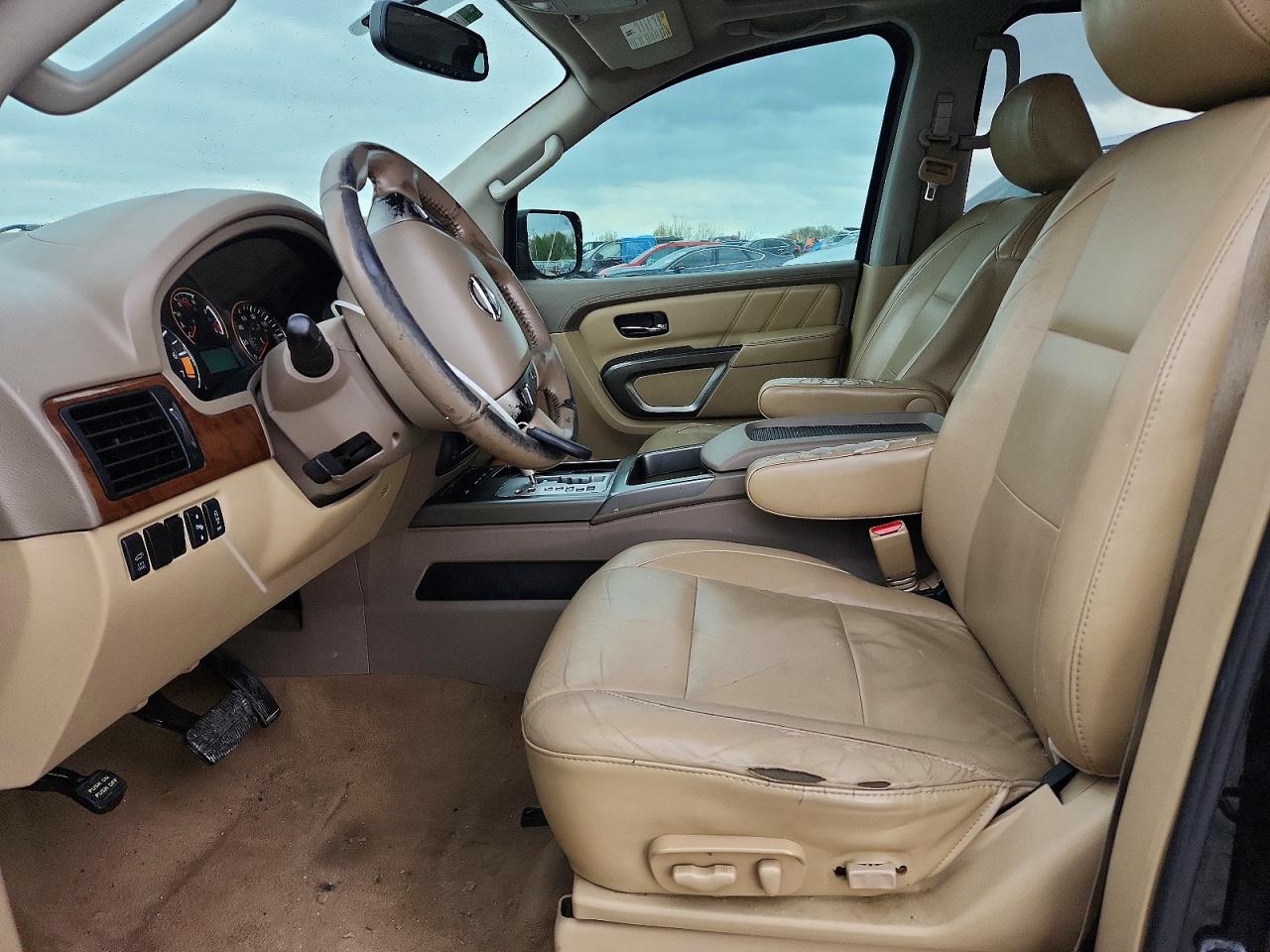 Nissan Armada Sl