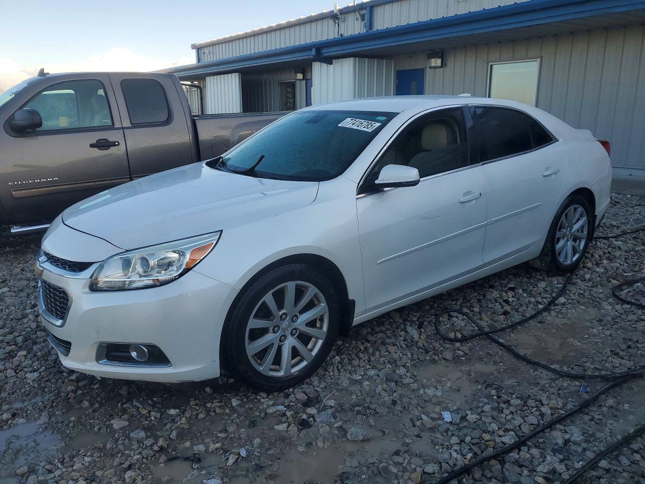 Salvage Chevrolet Malibu Image