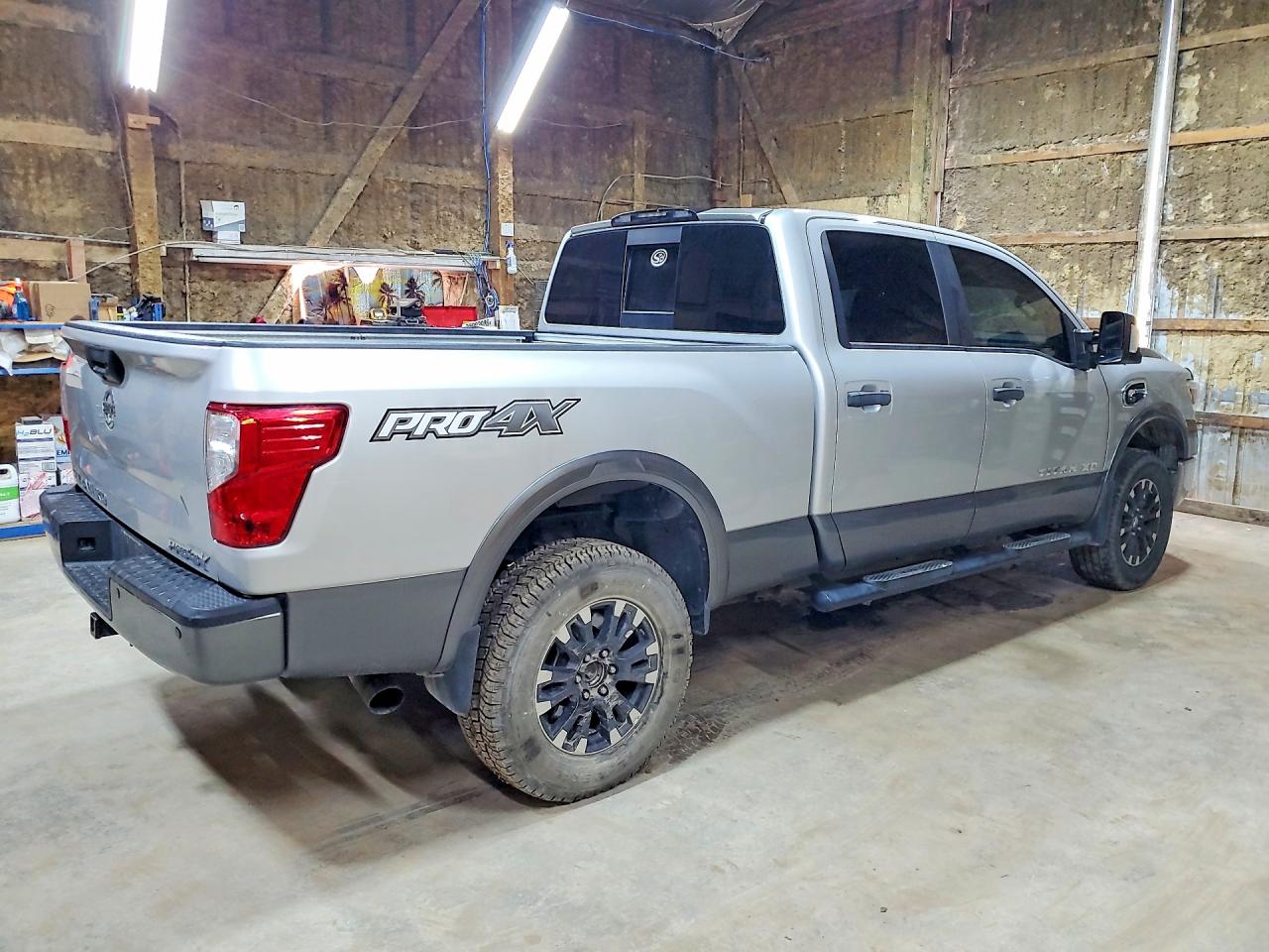 Nissan Titan Pro-4x