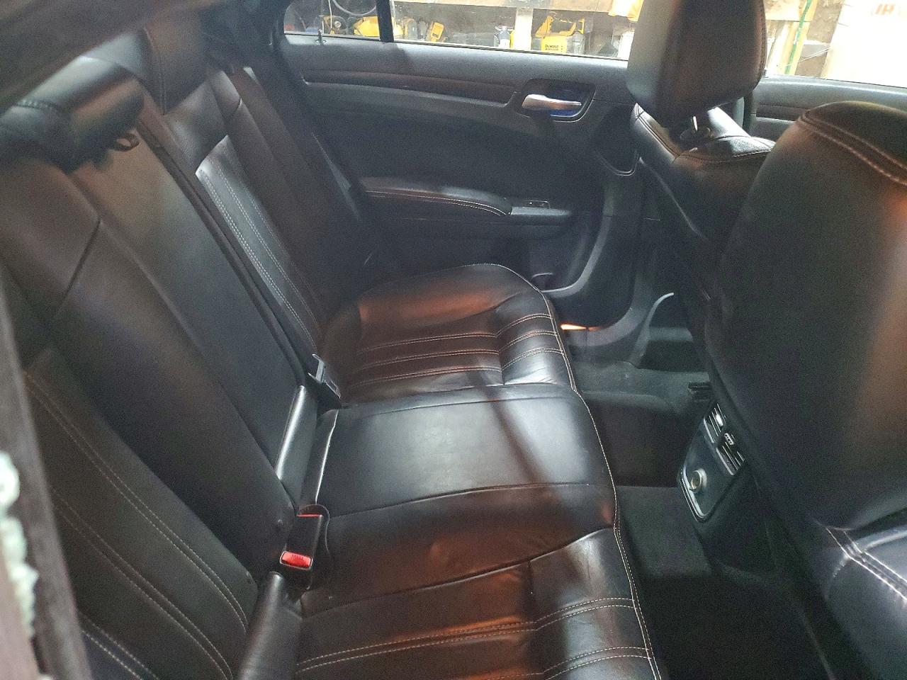 Chrysler 300 S