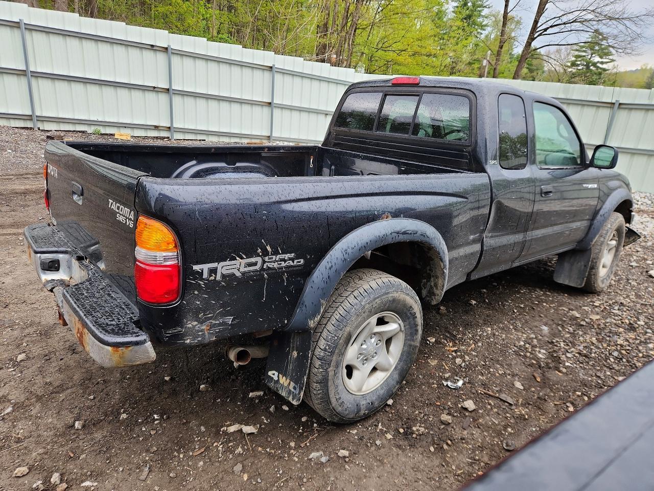 Toyota Tacoma Xtracab