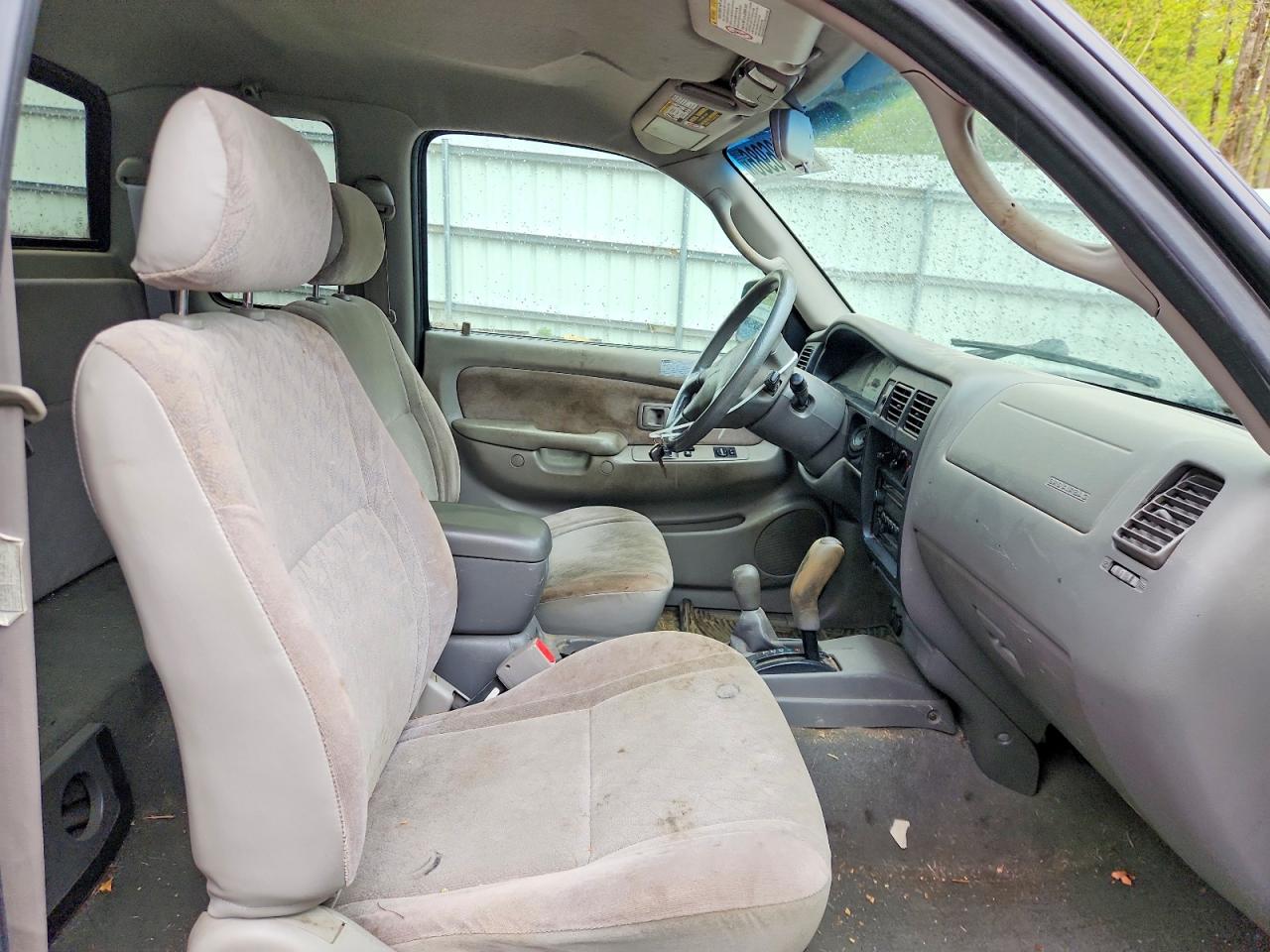Toyota Tacoma Xtracab