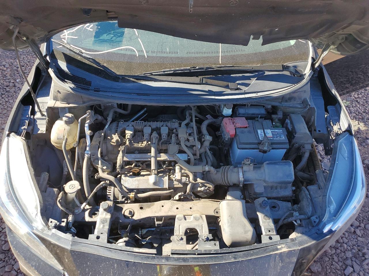 Nissan Versa S