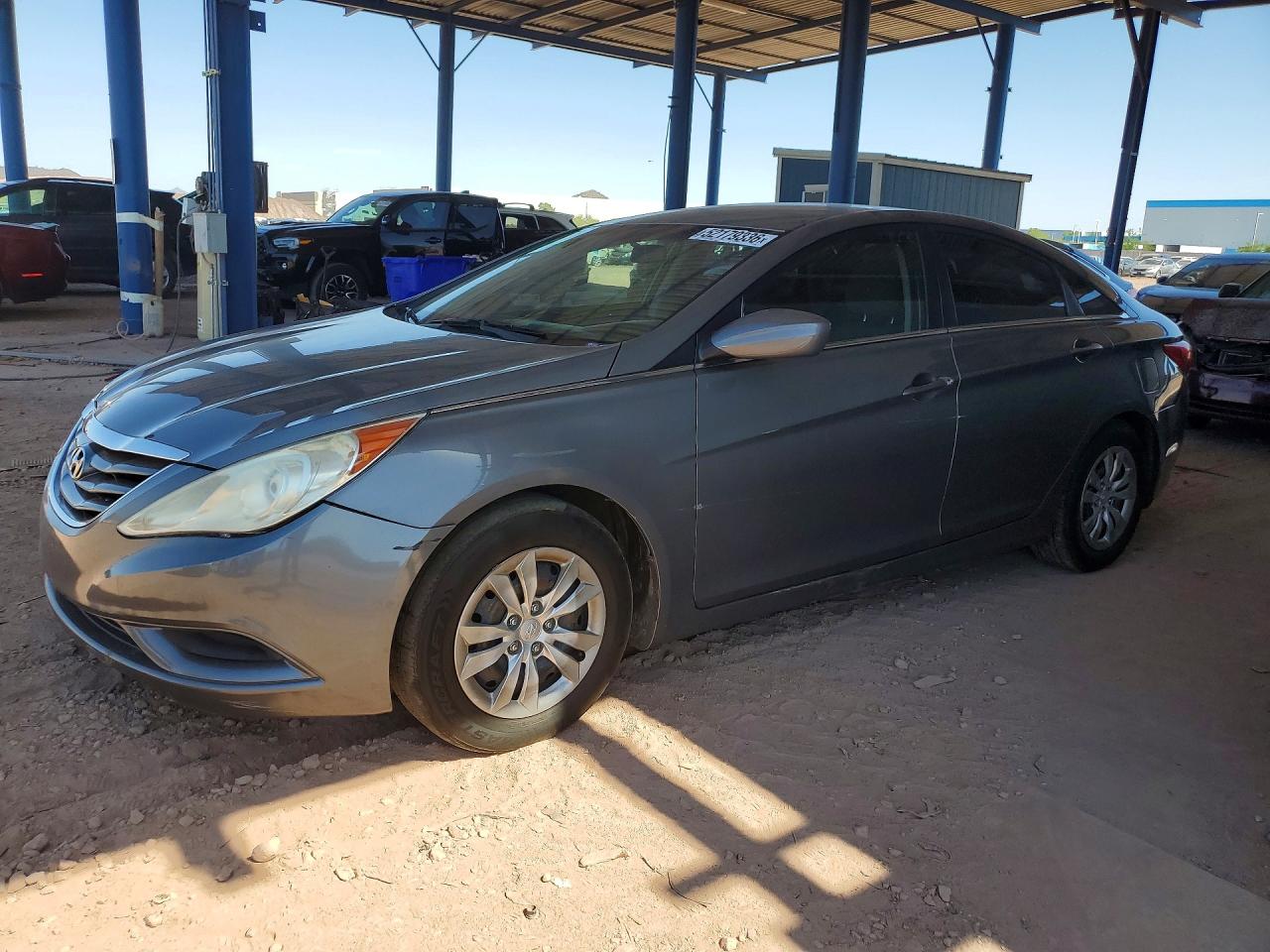 Salvage Hyundai SONATA Image