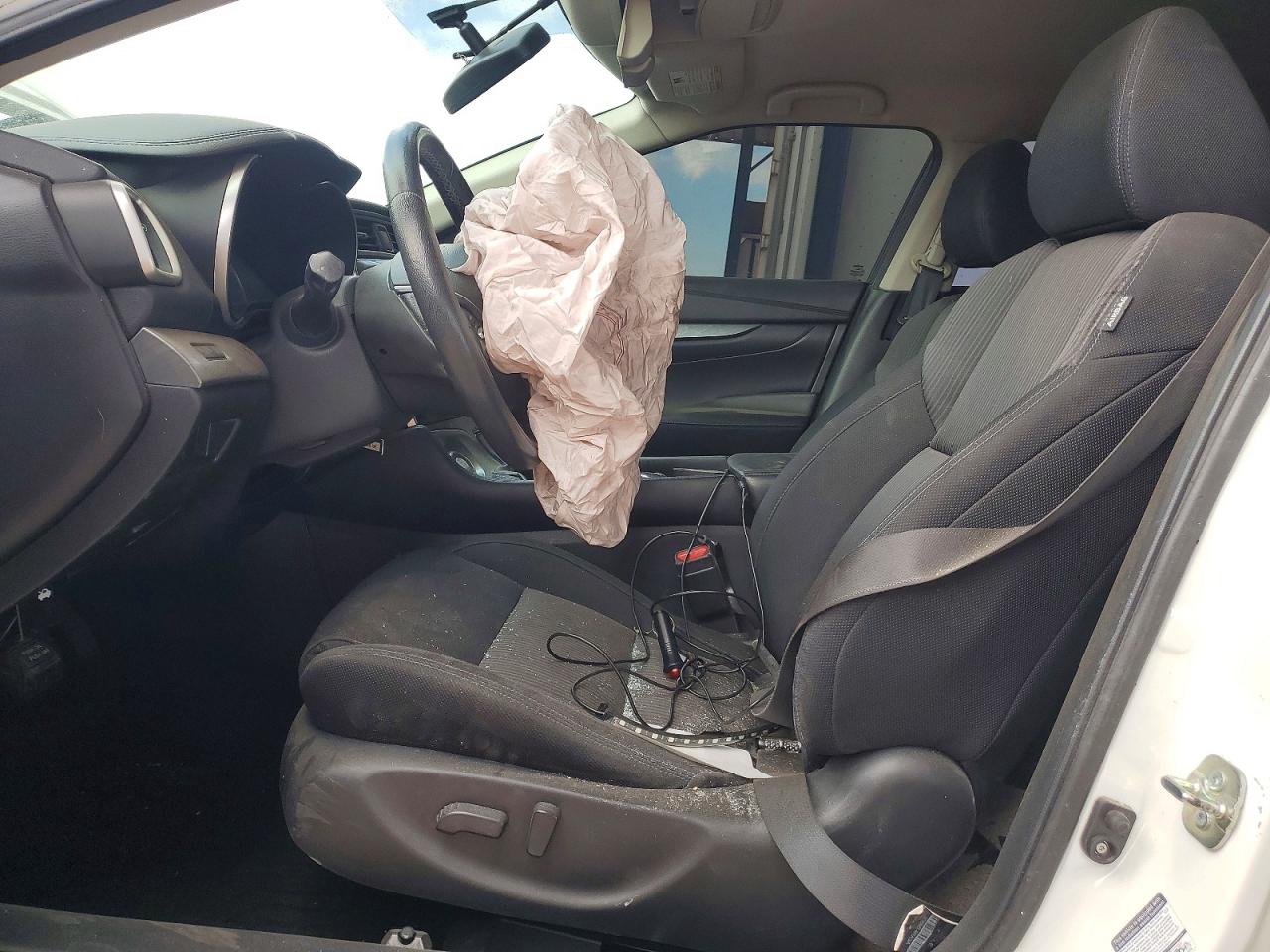 Nissan Maxima S