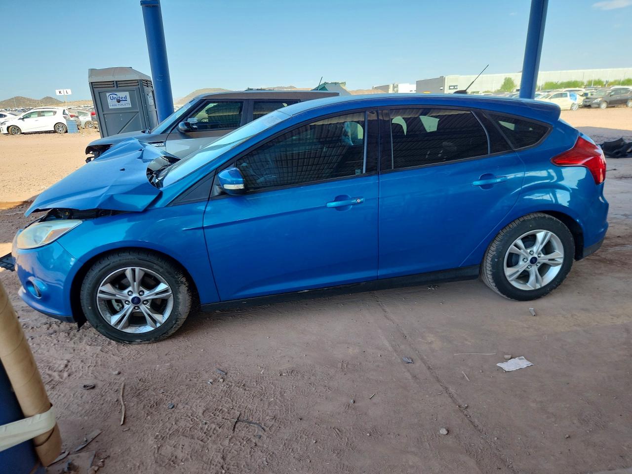 Salvage Ford Focus Image