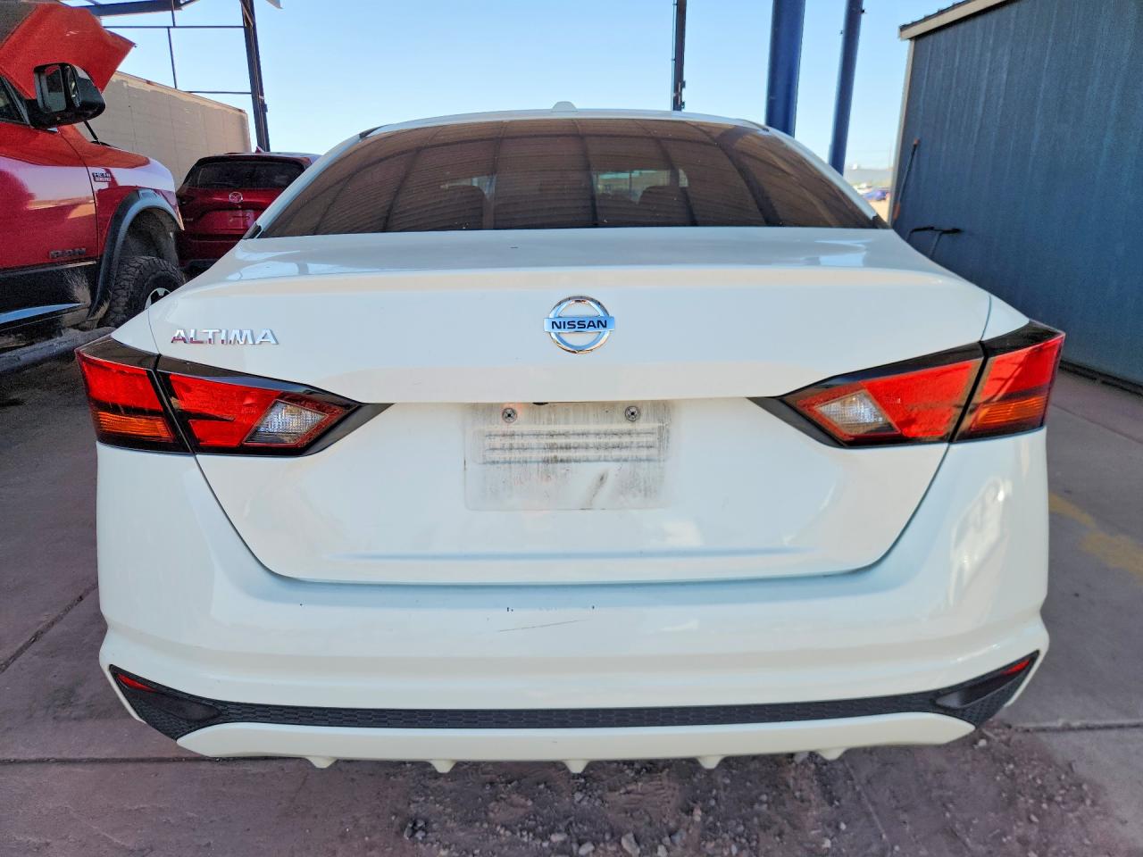 Nissan Altima S