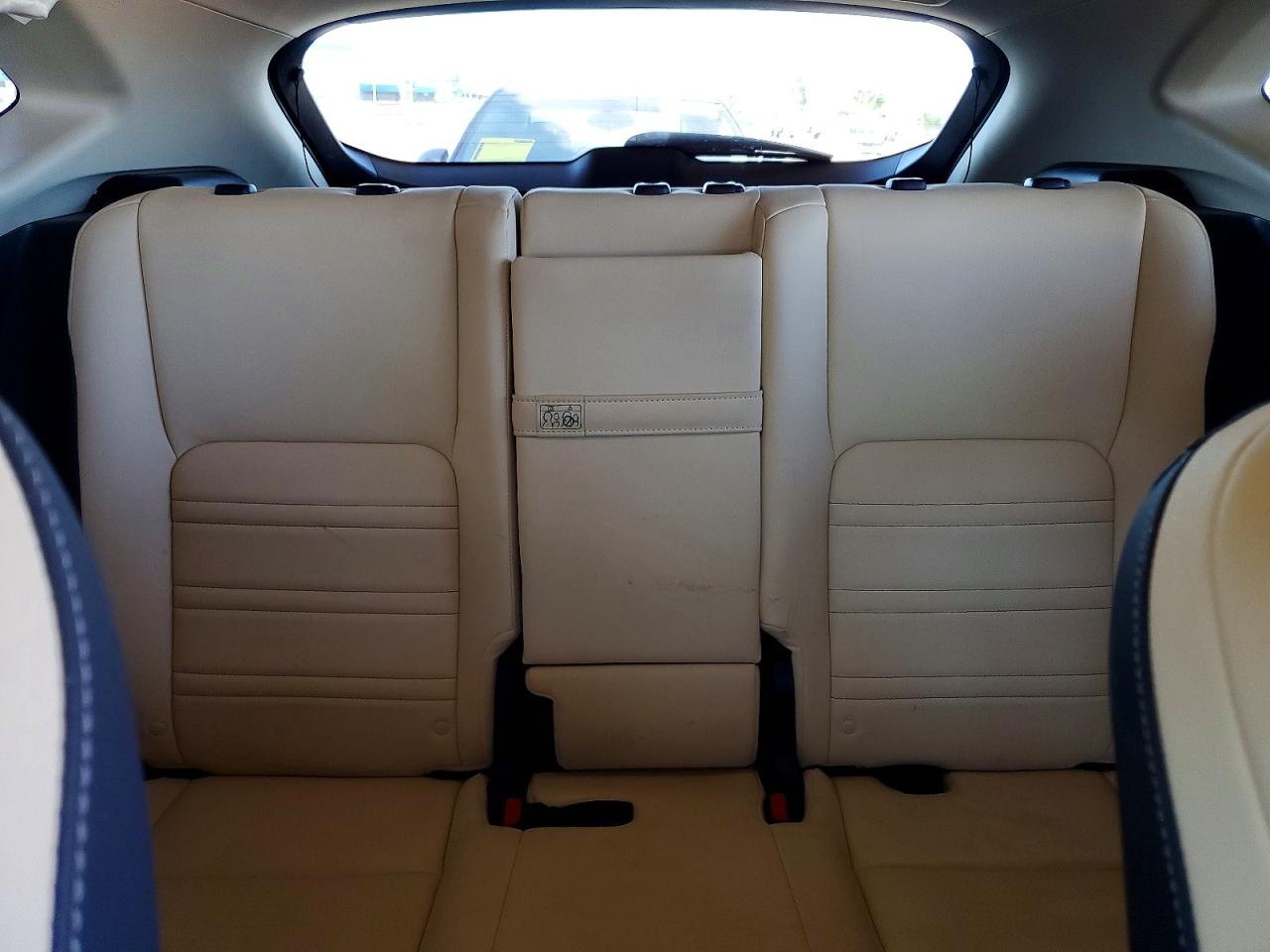 Lexus NX Base