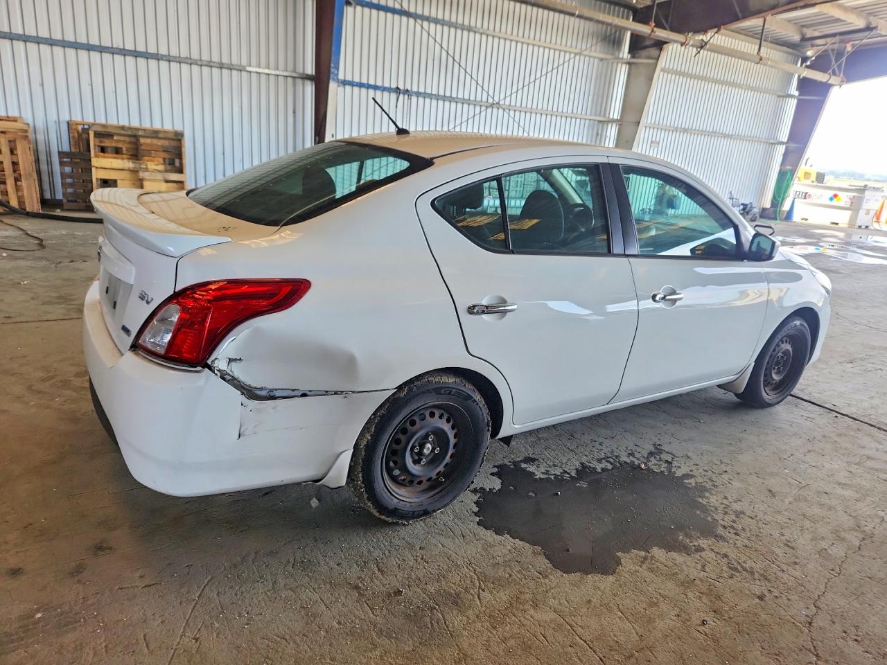 Nissan Versa 1.6 S