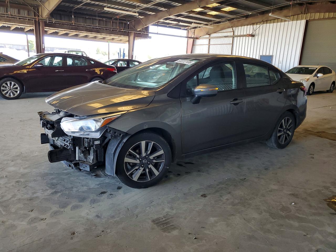 Salvage Nissan Versa Image