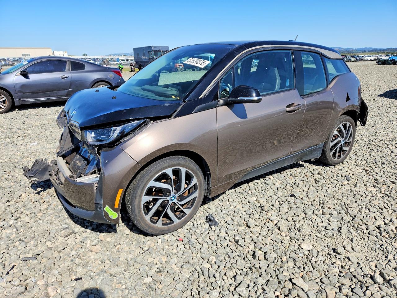 Salvage BMW i-Series Image