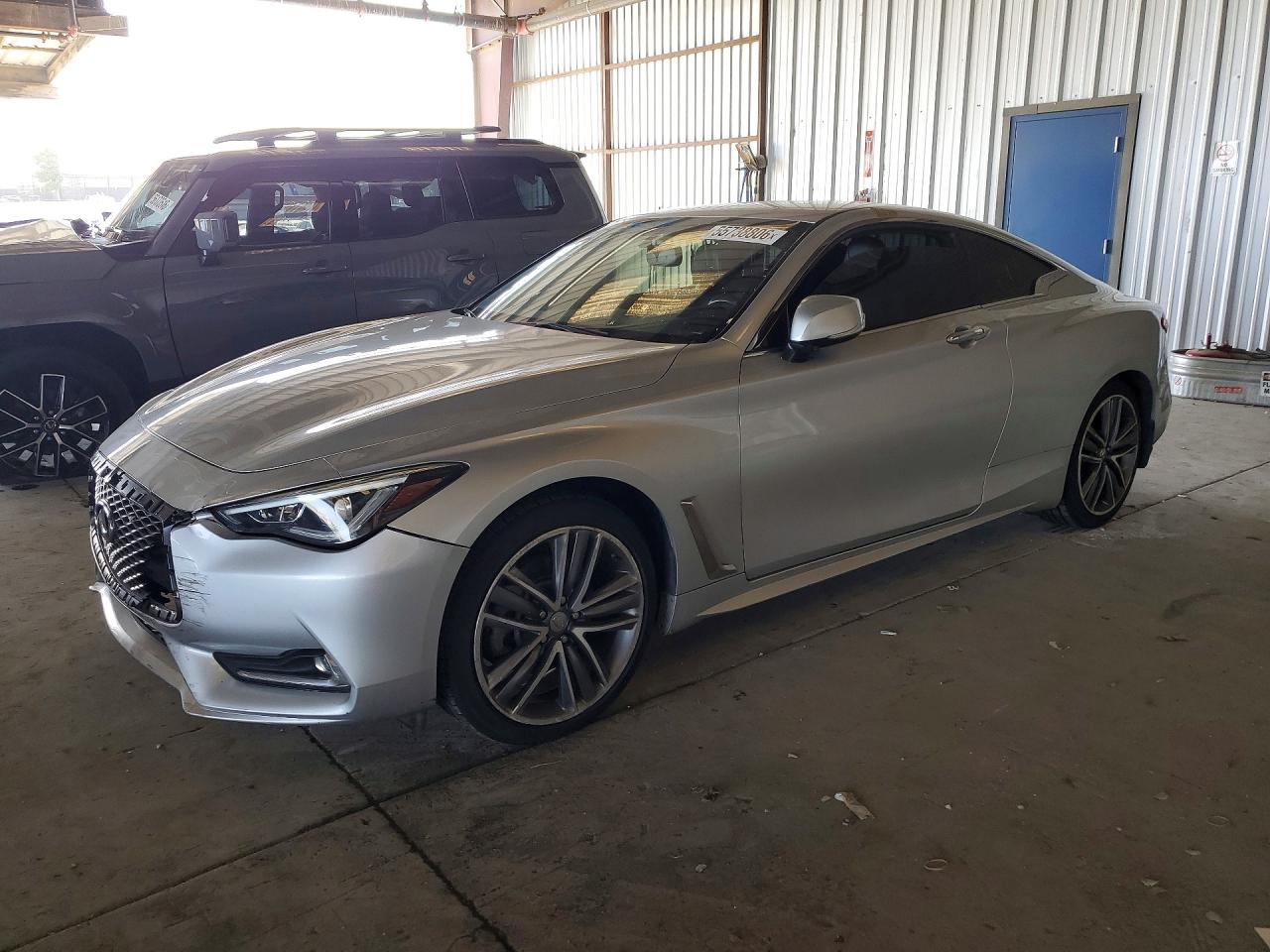 Salvage INFINITI Q60 Image