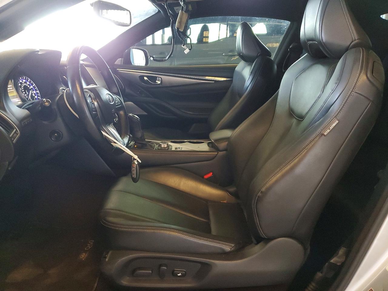 INFINITI Q60 2.0t Premium