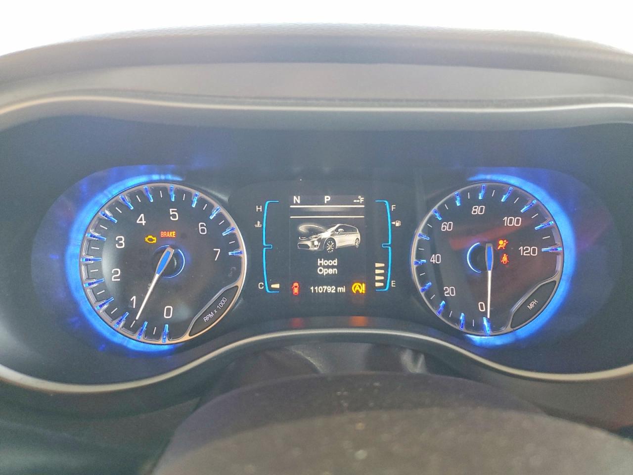 Chrysler Pacifica Touring L