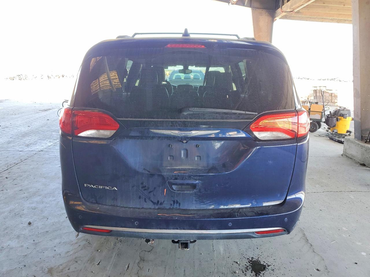 Chrysler Pacifica Touring L
