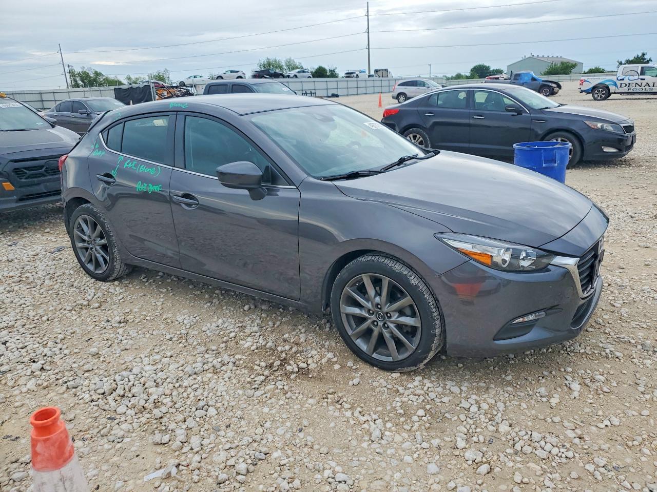 Mazda 3 Touring