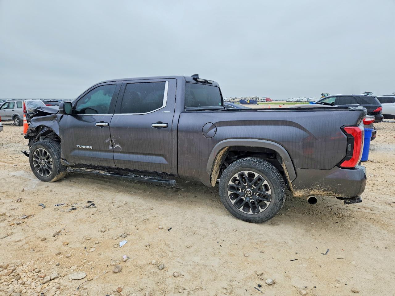 Toyota Tundra Crewmax Limited
